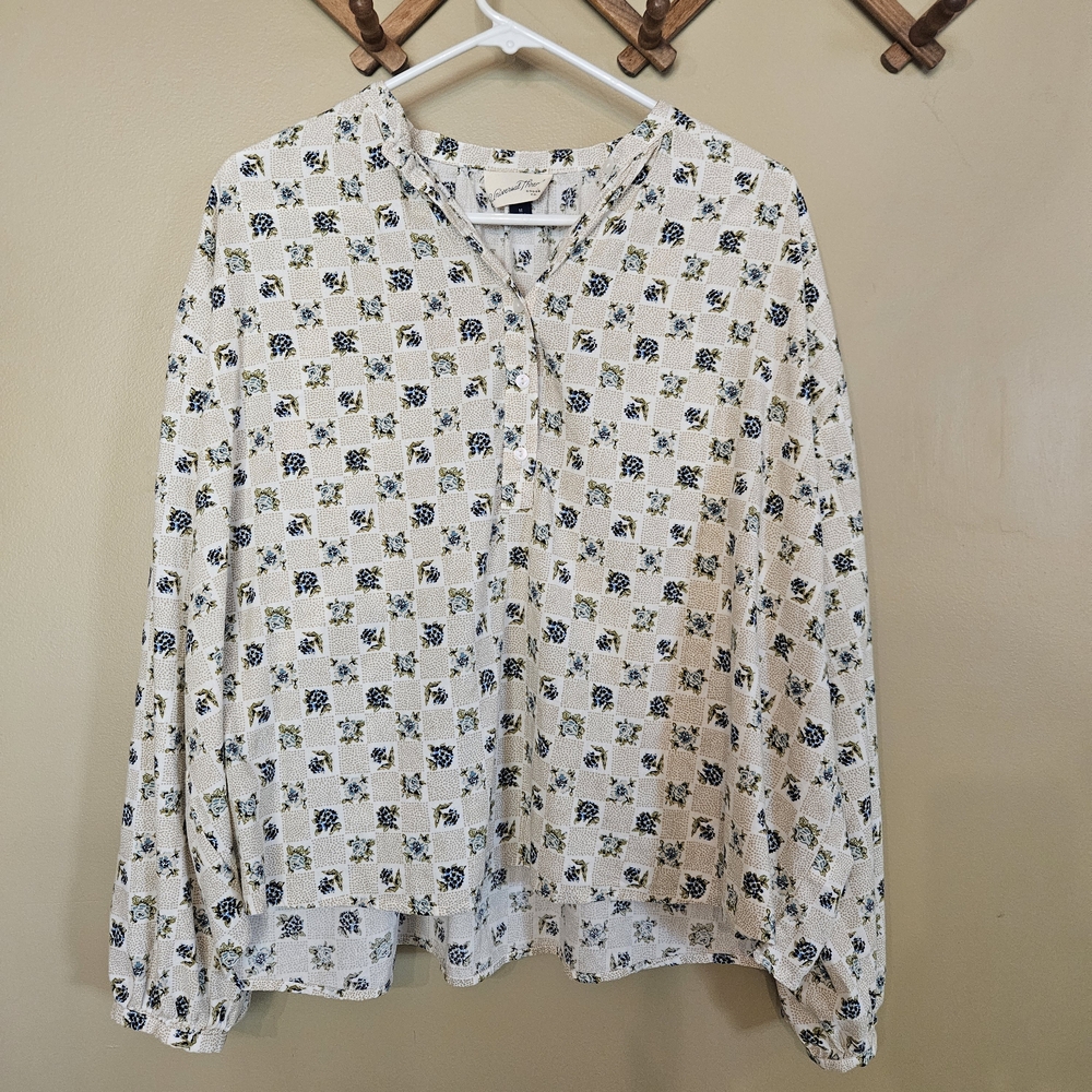 Universal Thread Boho Relaxed Fit Top Floral Long Sleeve Medium Cotton Blend